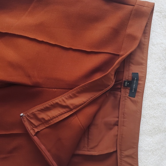 Ann Taylor Pants - Picture 5 of 9